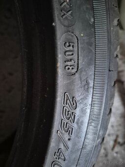 5x112 235/40 R18 - 9