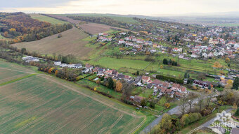 Prodej rodinného domu se zahradou 3985 m², Bílovice - 9