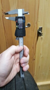 Prodám 4 letní pneu GOODYEAR EfficientGrip PERF2 215/65 R16 - 9