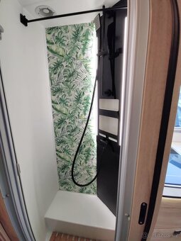 EURA MOBIL PT 726 EB NOVÉ SKLADEM - 9