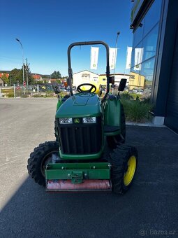 Malotraktor JOHN DEERE 3036E - 9