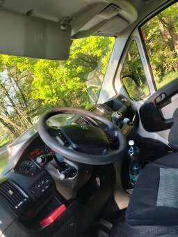 Prodám Peugeot boxer maxi, 120kw, delší verze, pravidelně se - 9
