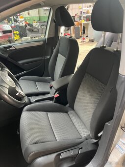 Volkswagen Golf VI - 9