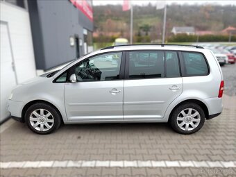 Volkswagen Touran 1,9 TDI Trendline (2005) - 9