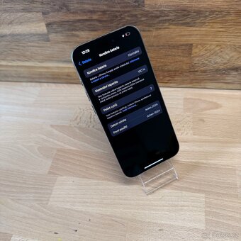 iPhone 15 Pro 128GB, šedý, 100% baterie (rok záruka) - 9