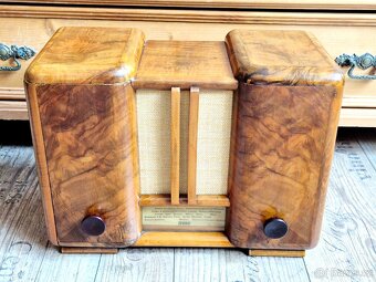 Staré rádio Titan 936 - 9