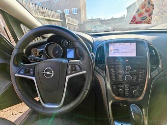 Opel Astra J 2.0 CDTI • 2014 • 121kw • 106t km • Automat - 9