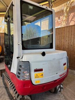 Minibagr Takeuchi TB228 - 9