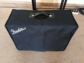 Fender Tone Master FR-12 Kytarový reprobox - 9
