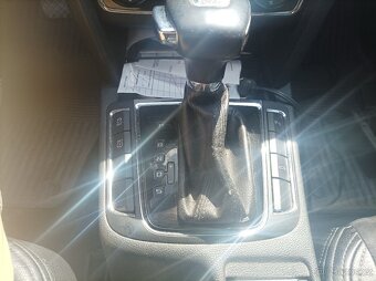 Škoda Superb combi 2,0 tdi 103kW rv. 2011 - 9