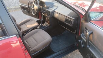 Audi 100 C3 1986 1.8 pěkný stav bez koroze - 9