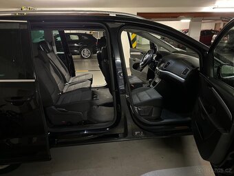 Sharan 2,0 Tdi DSG 110kW 7míst TZ panorama navi - 9