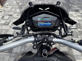 Moto Guzzi V 85 TT najeto 1.600 stav nového-spousta doplňků - 9