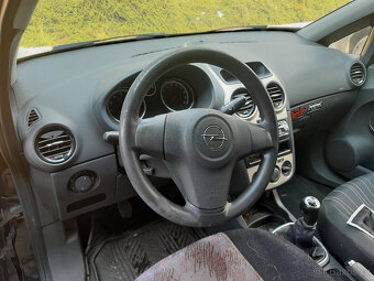 Corsa - 9