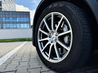 Mercedes-Benz GLC 63 AMG 4M V8 350kW s možností odpočtu DPH - 9