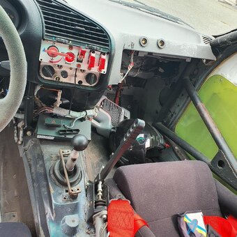 Prodám BMW E36 2,5i - 9