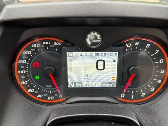 Can-am Spyder F3 T SE6 MY2016 - 9