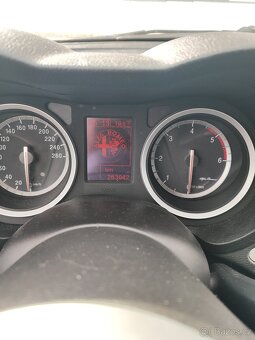 Alfa Romeo 159 JTD - 9