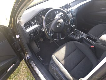 Škoda Superb combi 2 2.0 TDI 103 KW - 9