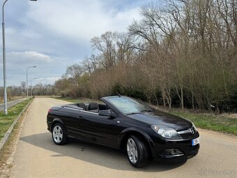 Opel Astra H TwinTop 1.8i benzín - 9