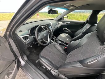 Hyundai Veloster - 9