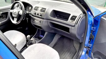 Velice zachovalá udržovaná málo jetá ŠKODA  FABIA  II 1.2 - 9