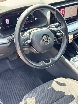 ŠKODA OCTAVIA IV 2.0 TDI 110kw automat DSG 1. majitel - 9