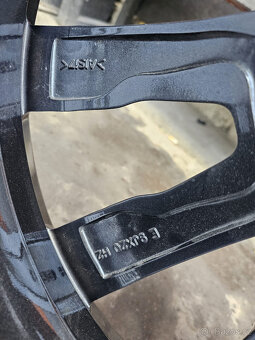 BMW X5/X6 R20 letní originál kola M740 - 9