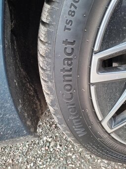 Continental- 205/55 R 17 H,zimní, 18 tis najeto - 9