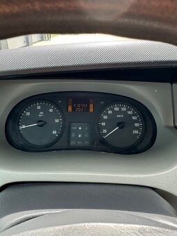 OPEL VIVARO 1.9CDTI 74KW BEZ DPF BUS 9 MÍST R.V.2006 - 9