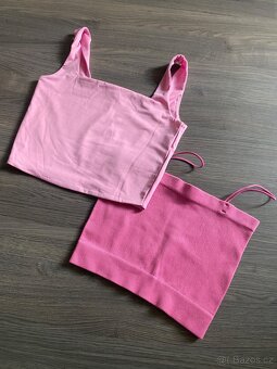 set dívčího oblečení - 9