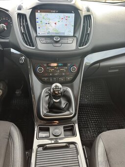 Ford KUGA - 9