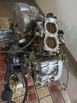 Motor kompletní Aprilia - 9