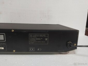 Sony CDP-XE220 Stereofonní přehrávač kompaktních disků (1998 - 9