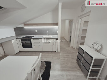 Pronájem bytu 2+1 v Hoštce - Kochovice - 9