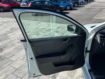 Škoda Rapid Spaceback StylePlus 1.4TSI DSG - 9