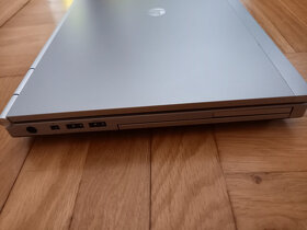 Notebook HP Elitebook 8460p, Intel i5, 4GB RAM, 250 GB,WIN7 - 9