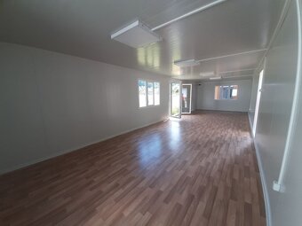Obytný/kancelářský kontejner o rozměru 4 x 12 m - 9