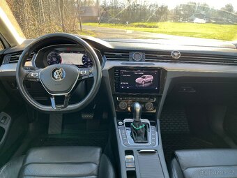 VW Passat 2.0TDi R-line 4x4 - 9