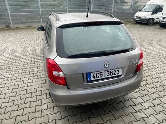 Škoda Fabia II combi 1.2i Ambiente klimatizace - 9