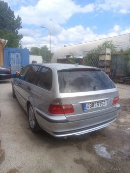 BMW E46 320d manuál - 9