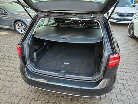 VW Passat B8 2.0TDI 140kW DSG 4x4 Webasto Kamera Full LED - 9