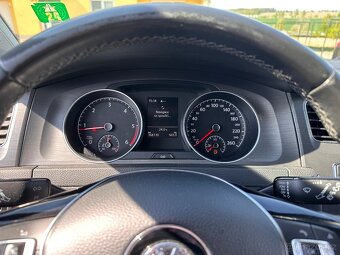 Volkswagen Golf VII 1.6TDI - 9