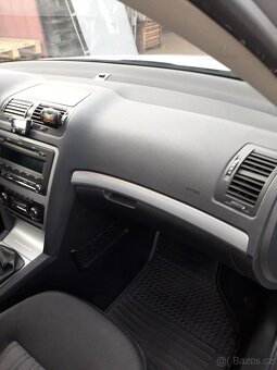 Škoda Octavie 2 facelift 2.0 TDI 103kw r.v.2011 - 9