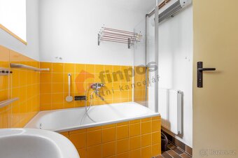 Prodej rodinného domu 4+kk s vedlejší stavbou a garáží v ob - 9