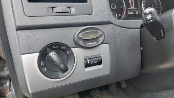Volkswagen multivan 2.0 tdi 103kw Comfortline - 9