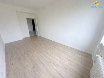 Pronájem bytu 3+kk, 94m2 Kubánské nám. Praha - 9
