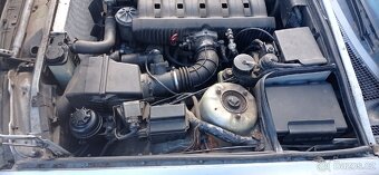 BMW E34 525i M50B25 samosvor díly - 9