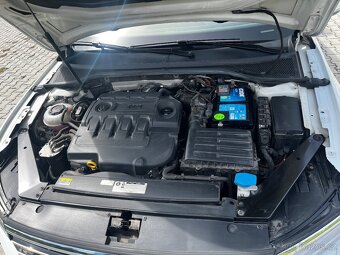 Volkswagen Passat R-Line 110kW 2.0TDi aut., tažné,panorama - 9