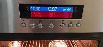 Vestavnà trouba electrolux parnì se sondou do masa - 9